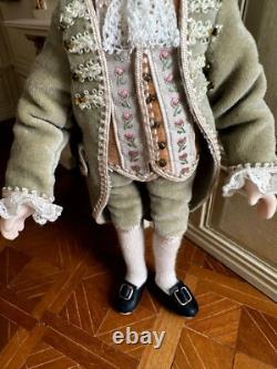 Dolls house miniature 112 ARTISAN porcelain Georgian gentleman doll POSEABLE