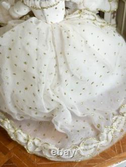 Dolls house miniature 112 ARTISAN porcelain Georgian lady doll POSEABLE