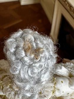 Dolls house miniature 112 ARTISAN porcelain Georgian lady doll POSEABLE