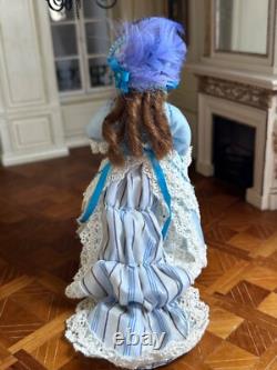 Dolls house miniature 112 ARTISAN porcelain Victorian lady doll