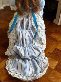 Dolls house miniature 112 ARTISAN porcelain Victorian lady doll