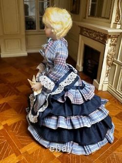 Dolls house miniature 112 ARTISAN porcelain Victorian lady doll POSEABLE