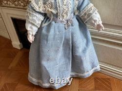 Dolls house miniature 112 Dowager lady doll by JILL BENNETT