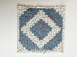 Dolls house miniature 112 HANDCRAFTED double bedspread 150 mm x 150 mm