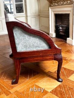 Dolls house miniature 112 RARE vintage sofa / settee by DENNIS JENVEY 1983