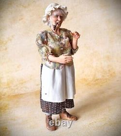Dolls house miniature 112 Sharon Cariola Doll MINT
