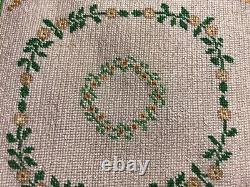 Dolls house miniature 112 pretty needlepoint rug 160 mm x 160 mm