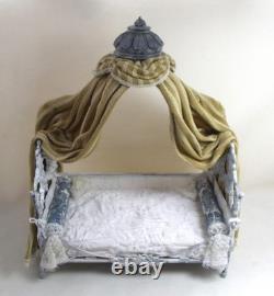 Dolls house miniature Maritza Moran FRENCH DAY BED- stunning handpainted