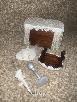 Dressing Table 1/12th scale Arlette's Miniatures Excellent Condition Doll House