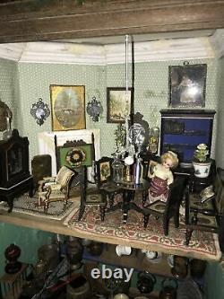 Early To Mid 19th Century Cabinet Dolls House And Contents