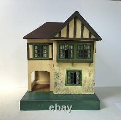 Early Vintage Triang Dolls House In Original Condition