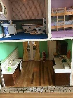 Fairbanks Dolls House 1930s-Style, Good Condition, Furnished with Working Lights