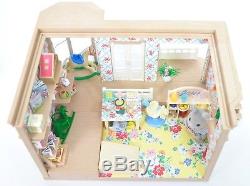 Fistuff Sylvanian Families BOXED Decorated Brambles Cafe Shop House Bundle ++