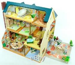 Fistuff Sylvanian Families Decorated Oakwood Manor House On The Hill Furniture