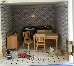 Georgian dolls house