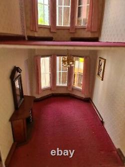 Greenleaf vintage dolls house 2 up and 2 down with attic/balcony's 1.12th S