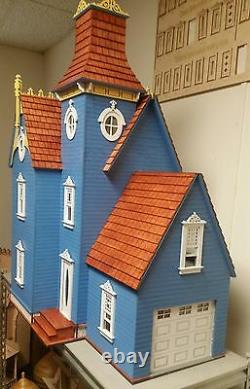 Hamlin Victorian 112 scale Dollhouse with working garage