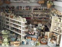 Hand made Vintage Big Doll House Bear shop / Cake shop / Variety goods shop F/S