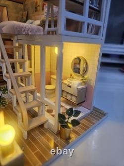Handmade Dollhouse Miniature with lights