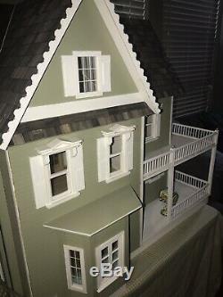 Handmade miniature dollhouse With Lights And Furniture