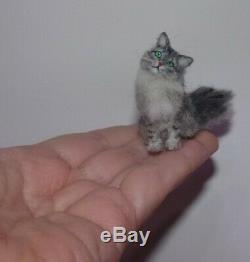 Handsculpted TABBY MAINE COON CAT Realistic Dollhouse 112 Handmade Miniature