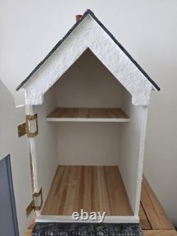 Julie Bennett OOAK Hand Made Miniature 12th Scale Doll House
