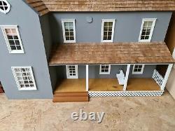 Large American style house with 7 good size rooms/ porch/side entrance 1.12th