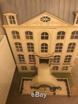 Large Dolls House