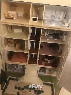 Large Dolls House