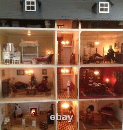 Large Edwardian Dolls House 12 rooms-fully lit
