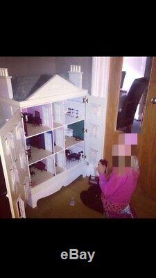 Large Old Dolls House