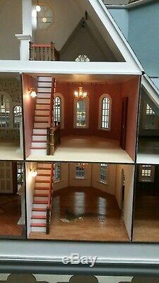 Leon Victorian Mansion 2018 Dollhouse 112