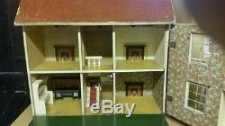 Lines Bros Triang Wooden Dhi Dolls House 1920s