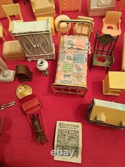 Lot Vintage Plastic And Metal Dollhouse Doll House Furniture Miniature Soooo Cu