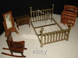 Lot of 24 Vintage Wooden & Ceramic Miniature Doll House Furniture EUC