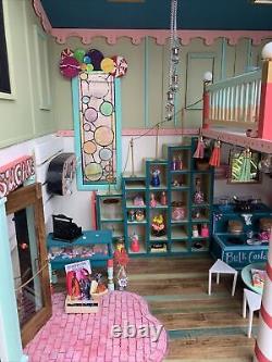 MINIATURE CANDY SHOP? Doll House NEW! Filled With Miniature Objects, Lights