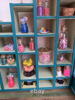 MINIATURE CANDY SHOP? Doll House NEW! Filled With Miniature Objects, Lights