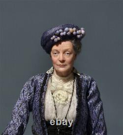 Maggie Smith as Lady Crawley, Miniature 112, OOAK, Art Sculpture by AMSTRAM