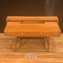 Mid Century Modern Artisan Patie Johnson Johnson Loving Miniature Desk 1/12