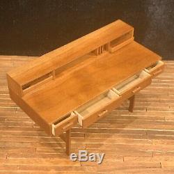 Mid Century Modern Artisan Patie Johnson Johnson Loving Miniature Desk 1/12