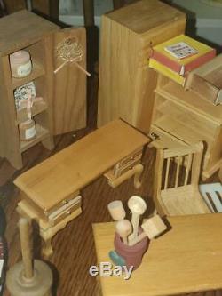 Miniature Doll House LOT Over 100 Items, Furniture, Dolls, Bathroom, Kitchen, Misc