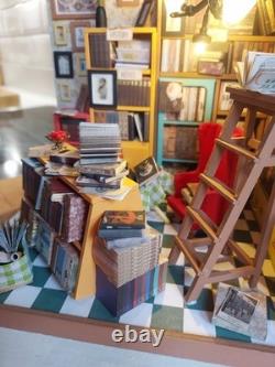Miniature Dolls House Sam's Study Library Room fully assembled and built Diorama