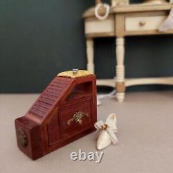 Miniature Fashion Shop Table 1/12 dollshouse by A&R Miniatures