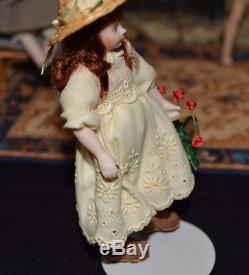 Miniature Porcelain Doll Girl 112 Dollhouse