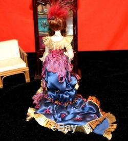 Miniature Porcelain Doll Lady Dollhouse 112 Woman withstand