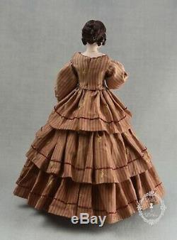 Miniature Porcelain Dollhouse Doll in 112 Scale-Victorian Lady