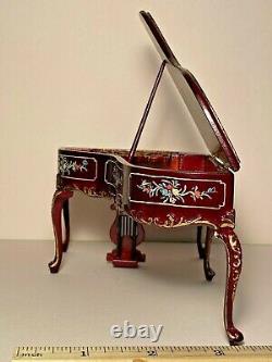 Ornate handpainted grand piano DH Miniatures made by Bespaq 112 scale