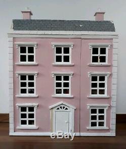 Pink/White Wooden Georgian 4 storey, dolls house-fully furnished inc 5 figurines