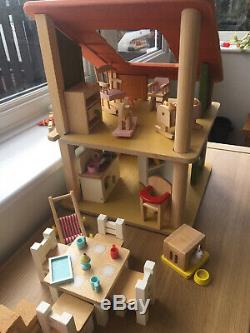 Plan toys dolls house