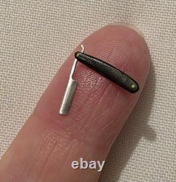 RARE! 112 dolls house Miniature ARTISAN DANNY SHOTTON. CUT THROAT RAZOR